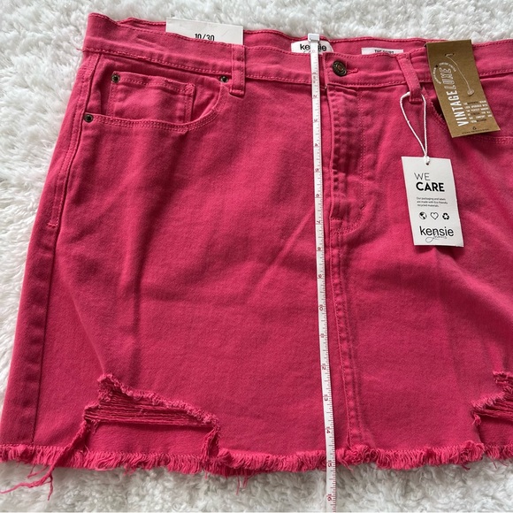 Kensie Jeans Vintage Lux Hot Pink Denim Mini Skirt - Picture 3 of 6